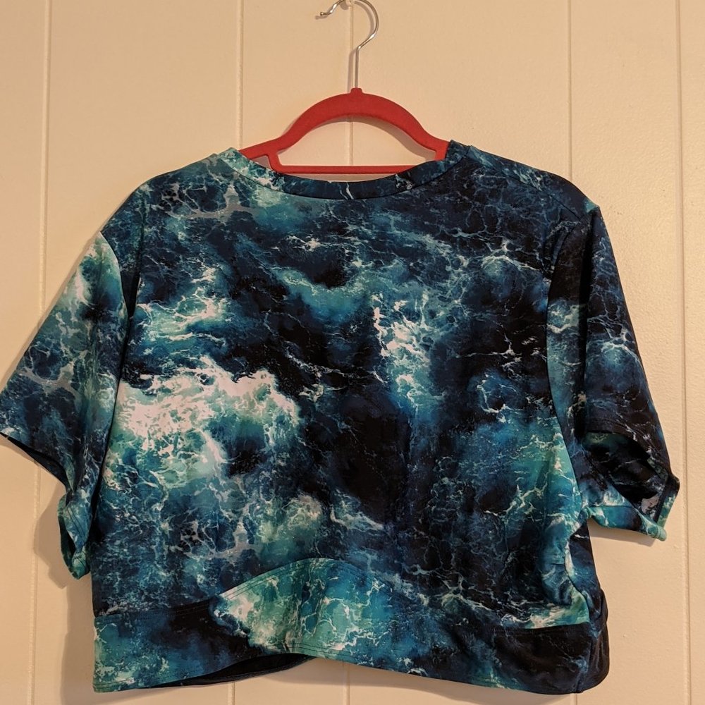 NWOT Torrid Swim Top Rash Guard size 4